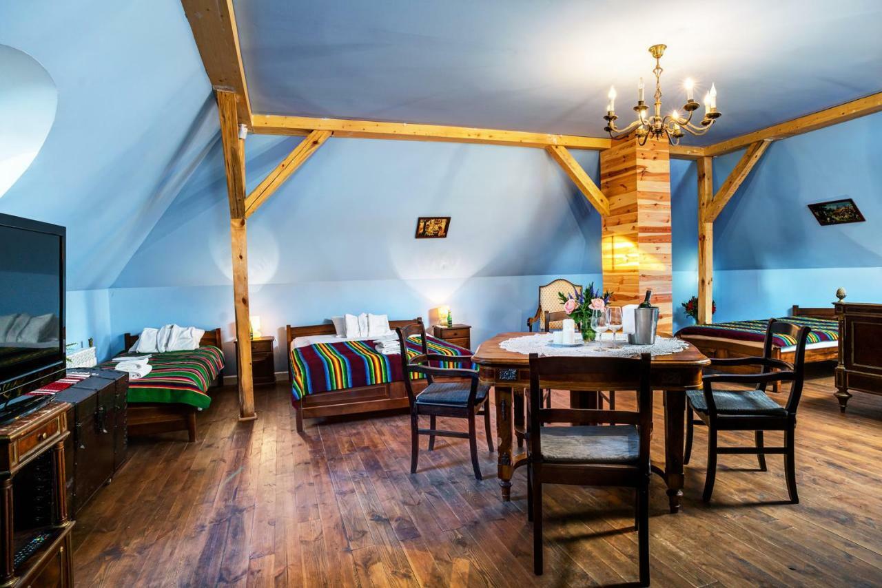 Dwor Osmolice Bed & Breakfast Bialki Dolne Ngoại thất bức ảnh