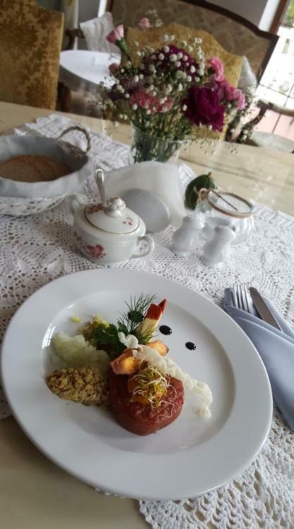 Dwor Osmolice Bed & Breakfast Bialki Dolne Ngoại thất bức ảnh